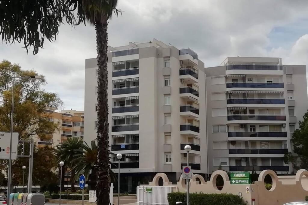 Palm Mediterrani Салоу Екстериор снимка
